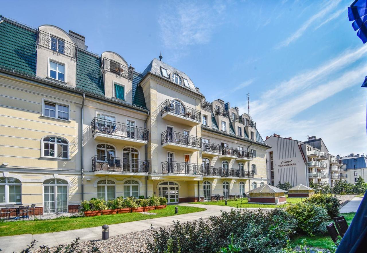 Korona Piastow - Apartamenty Na Wyspie - Parking - Taras Świnoujście Εξωτερικό φωτογραφία