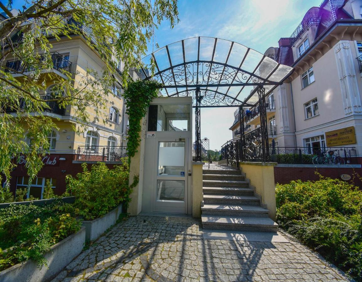 Korona Piastow - Apartamenty Na Wyspie - Parking - Taras Świnoujście Εξωτερικό φωτογραφία