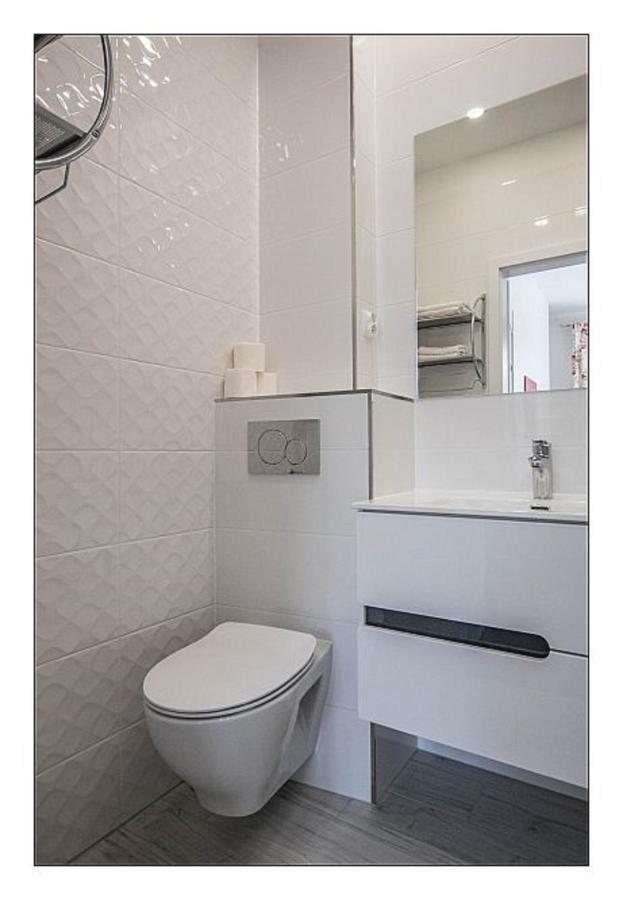 Korona Piastow - Apartamenty Na Wyspie - Parking - Taras Świnoujście Εξωτερικό φωτογραφία