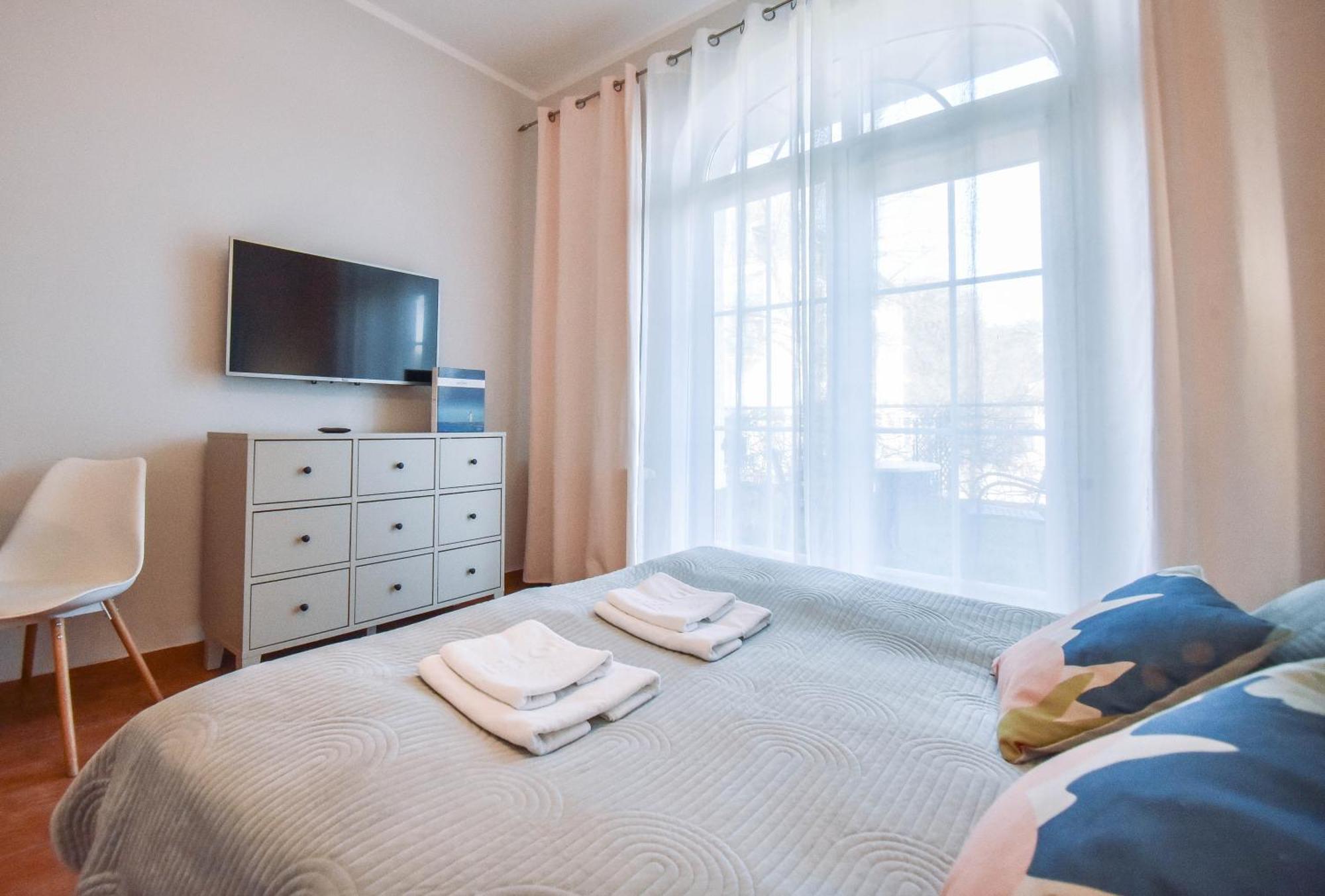 Korona Piastow - Apartamenty Na Wyspie - Parking - Taras Świnoujście Εξωτερικό φωτογραφία